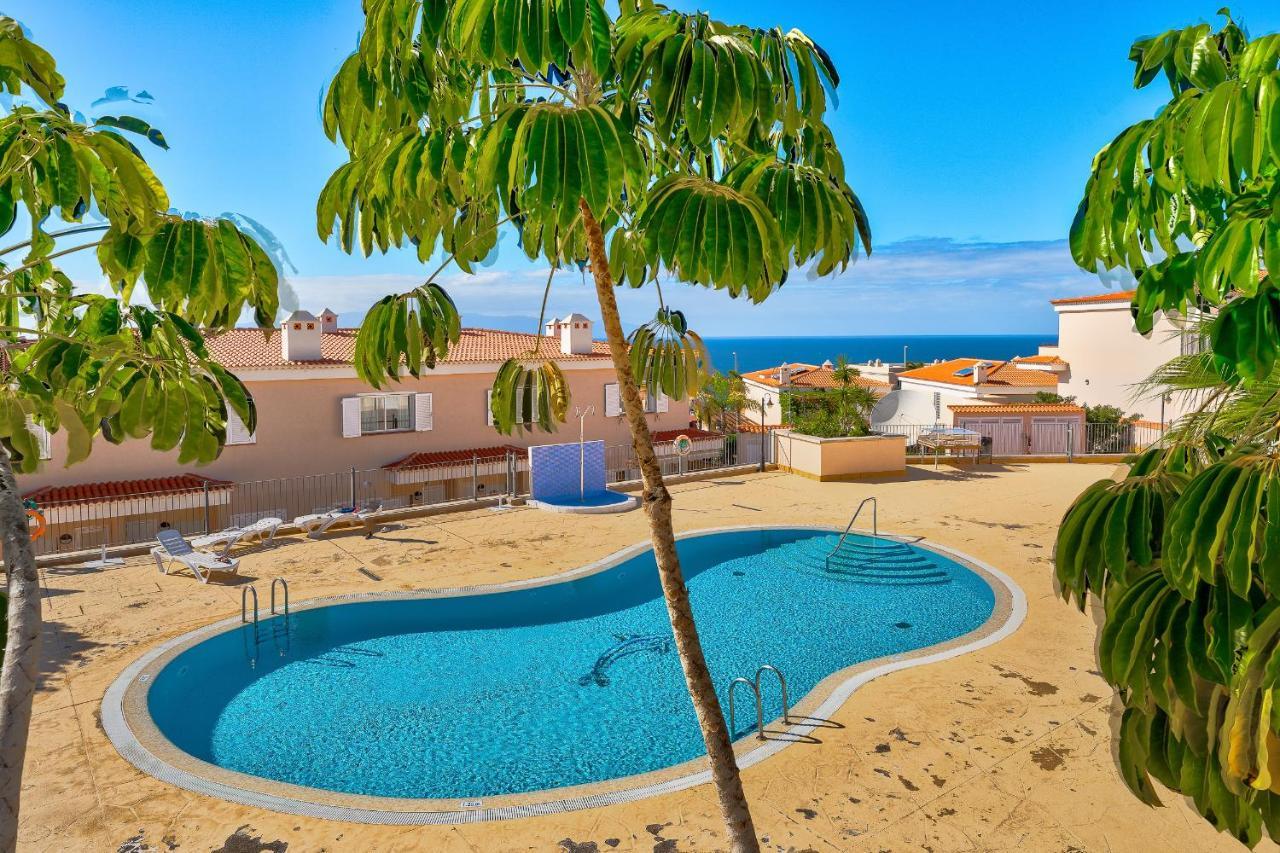 Modern Apartment With Large Terrasse, Bbq, Fast Wifi, 2 Pools Puerto de Santiago  Exterior foto