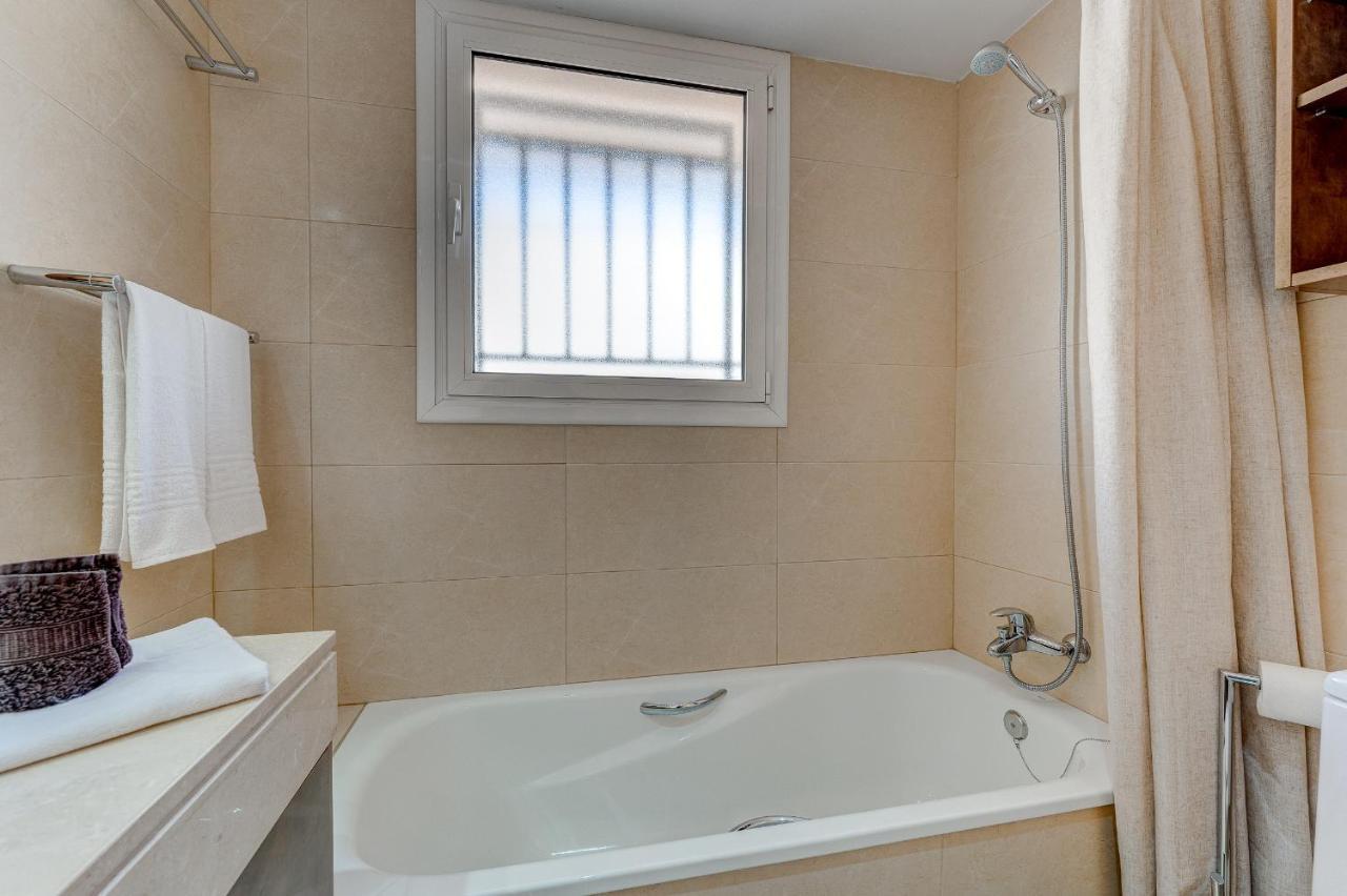 Modern Apartment With Large Terrasse, Bbq, Fast Wifi, 2 Pools Puerto de Santiago  Exterior foto